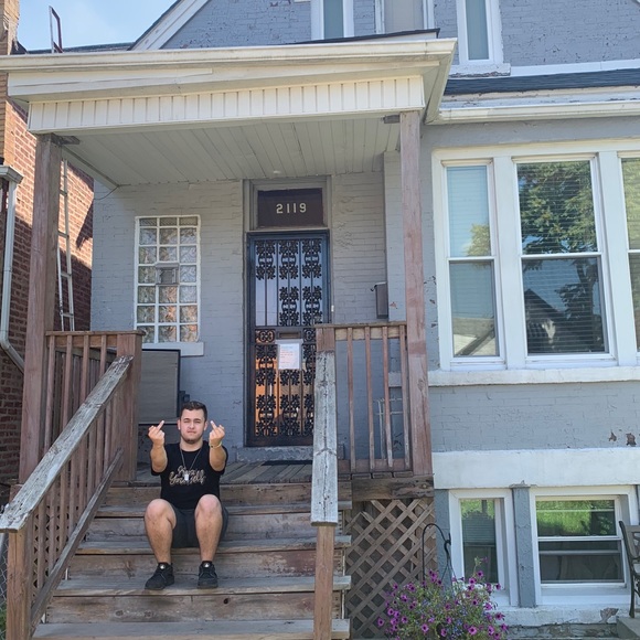 MAKE ME AN OFFER 🤩 WILL SETTLE. THANK YOU!!! - Picture 4 of 5